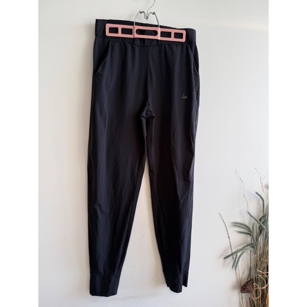 Nike Dri-FIT Womens Black Tapered Jogger Running Pants Size M Nylon Spandex